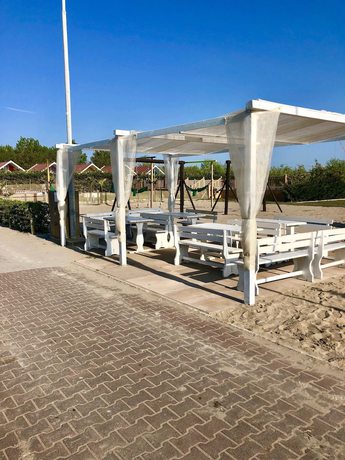 Imagen de los exteriores del Hotel Villaggio Grande Italia. Foto 15