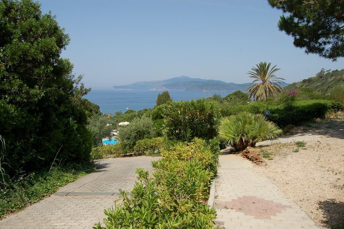 Imagen general del Hotel Villaggio Innamorata - Villa Gisella. Foto 4