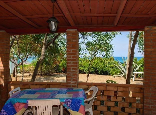 Imagen de la habitación del Hotel Villaggio Irene. Foto 13