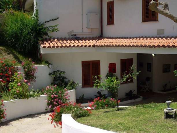 Imagen general del Hotel Villaggio La Pizzuta. Foto 5