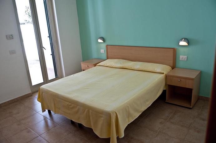 Imagen de la habitación del Hotel Villaggio Le Diomedee. Foto 3