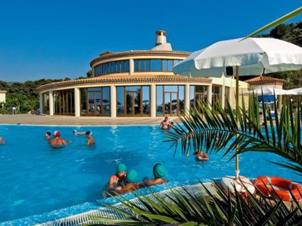 Imagen general del Hotel Villaggio Marco Polo, Santa Domenica. Foto 11