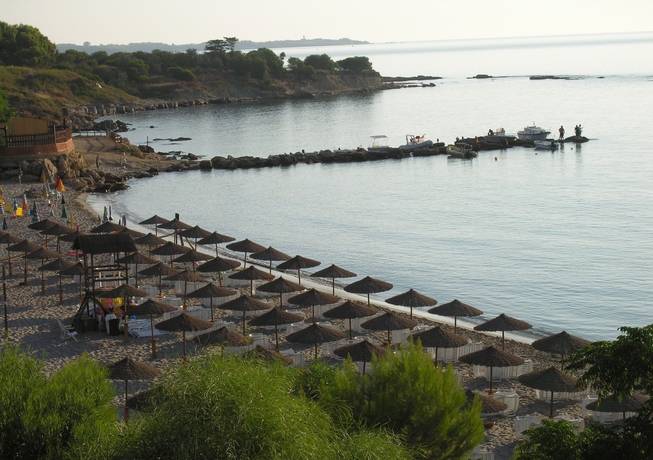 Imagen de los exteriores del Hotel Villaggio Marinella. Foto 10