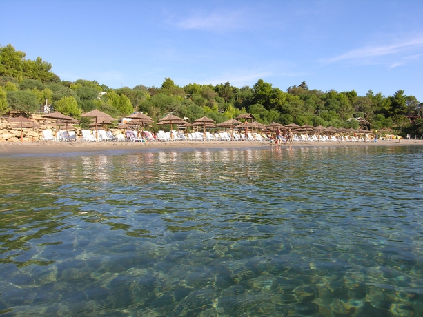 Imagen de los exteriores del Hotel Villaggio Marinella. Foto 11