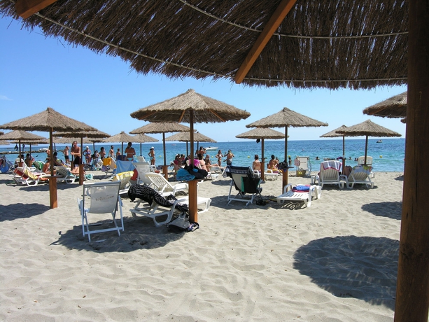 Imagen de los exteriores del Hotel Villaggio Marinella. Foto 13