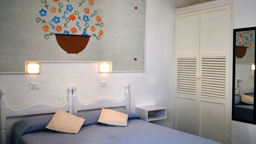 Imagen de la habitación del Hotel Villaggio Plaia. Foto 8