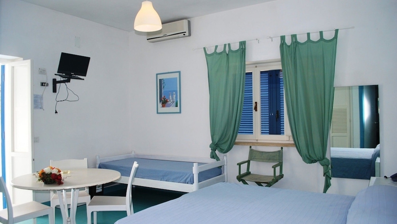 Imagen de la habitación del Hotel Villaggio Plaia. Foto 17