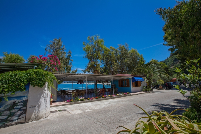 Imagen de los interiores del Hotel Villaggio Residence Testa Di Monaco. Foto 18