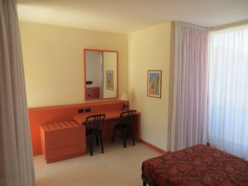 Imagen de la habitación del Hotel Villaggio Ripa. Foto 3