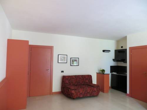 Imagen de la habitación del Hotel Villaggio Ripa. Foto 13
