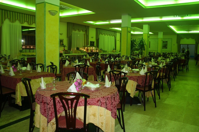 Imagen del bar/restaurante del Hotel Villaggio S. Antonio. Foto 5