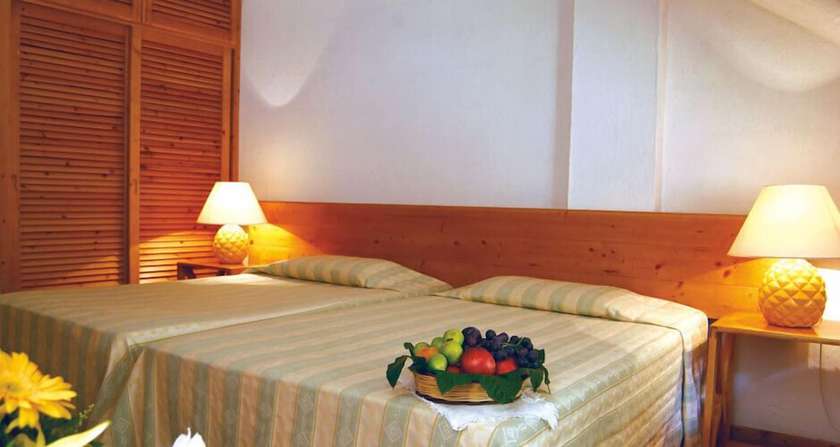 Imagen de la habitación del Hotel Villaggio Sabbie Bianche. Foto 10