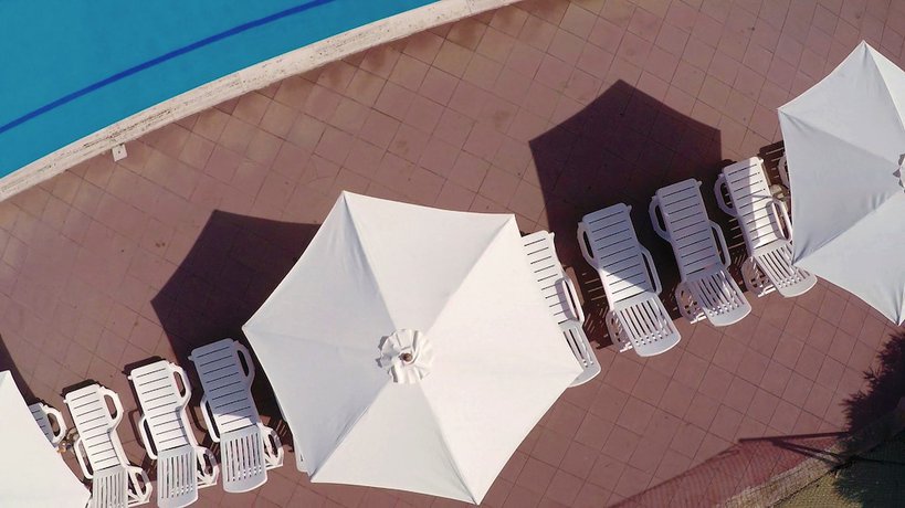 Imagen de la piscina del Hotel Villaggio Sabbie Bianche. Foto 20