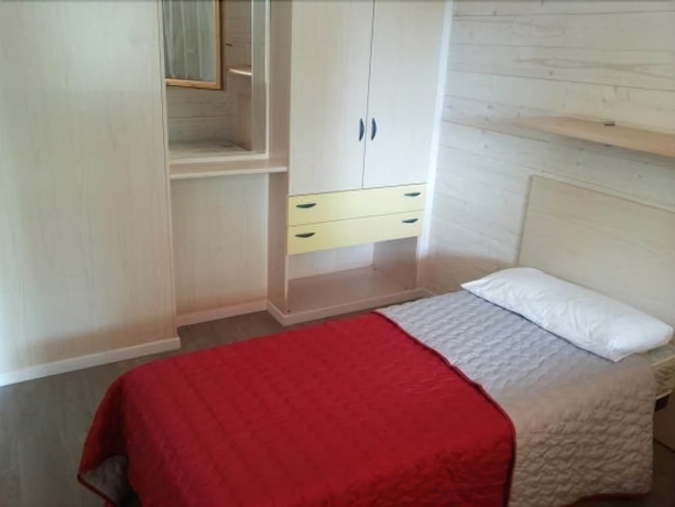 Imagen de la habitación del Hotel Villaggio Samoa. Foto 7