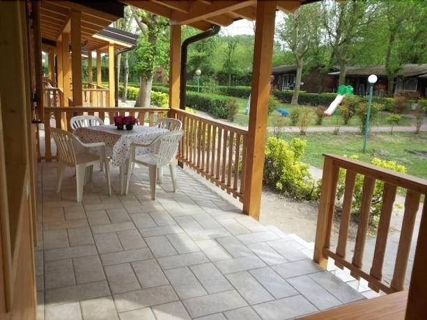 Imagen de la habitación del Hotel Villaggio Samoa. Foto 14