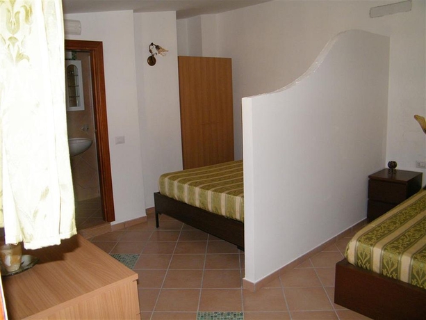 Imagen de la habitación del Hotel Villaggio Tab&ugrave;. Foto 6