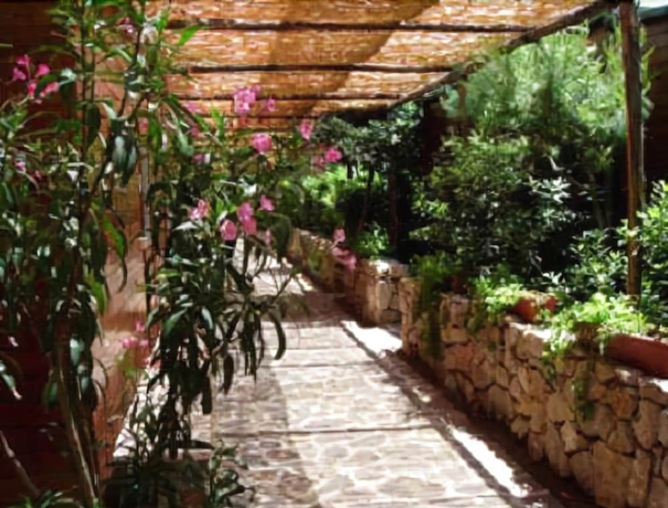 Imagen de los exteriores del Hotel Villaggio Torre San Vito. Foto 15