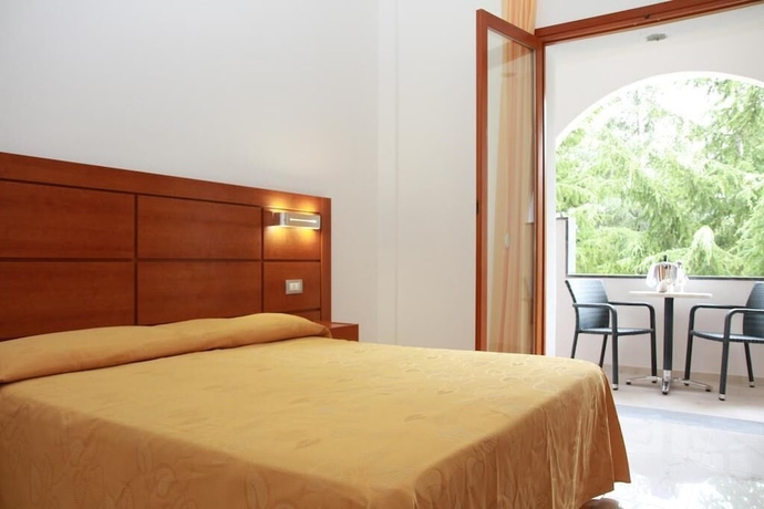 Imagen de la habitación del Hotel Villaggio Turistico La Mantinera. Foto 7