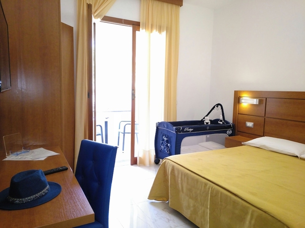 Imagen de la habitación del Hotel Villaggio Turistico La Mantinera. Foto 16
