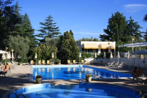 Imagen general del Hotel Villaggio Turistico Residence Delfino. Foto 13
