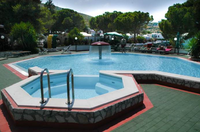 Imagen de la piscina del Hotel Villaggio Turistico Valle Scinni, Peschici. Foto 19