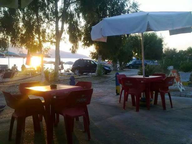 Imagen del bar/restaurante del Hotel Villaggio shehu. Foto 9