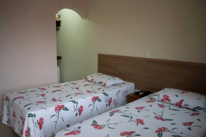 Imagen de la habitación del Hotel Villagio D'it&aacute;lia. Foto 7