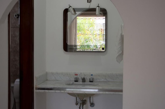 Imagen de la habitación del Hotel Villagio D'it&aacute;lia. Foto 15