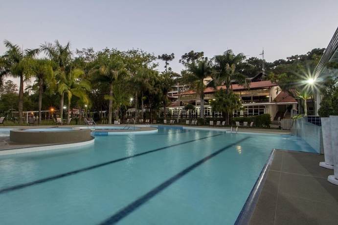 Imagen de la piscina del Hotel Villagio Embu Resort e Convention. Foto 16