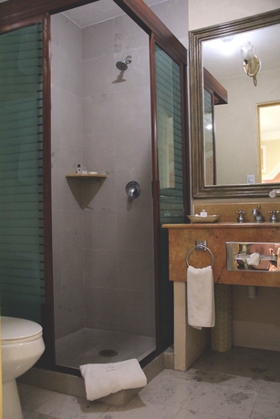 Imagen de la habitación del Hotel Villahernan. Foto 4