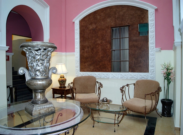 Imagen de los interiores del Hotel Villahernan. Foto 13