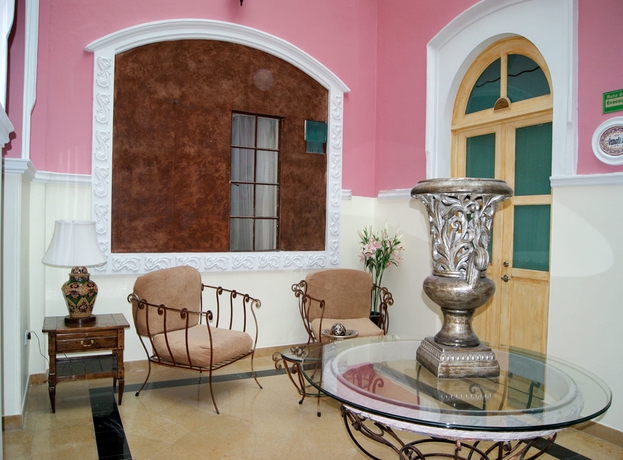 Imagen de los interiores del Hotel Villahernan. Foto 19