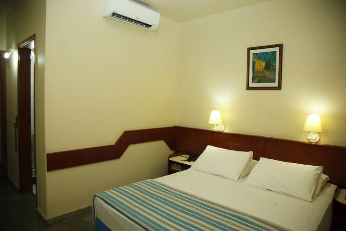 Imagen de la habitación del Hotel Villalba Uberlandia. Foto 12