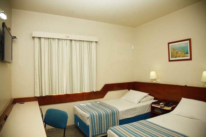 Imagen de la habitación del Hotel Villalba Uberlandia. Foto 13
