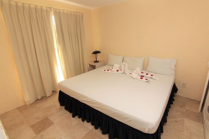 Imagen de la habitación del Hotel Villamar Princesa Suites. Foto 8