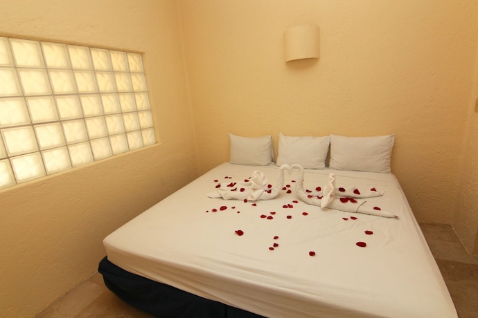 Imagen de la habitación del Hotel Villamar Princesa Suites. Foto 11