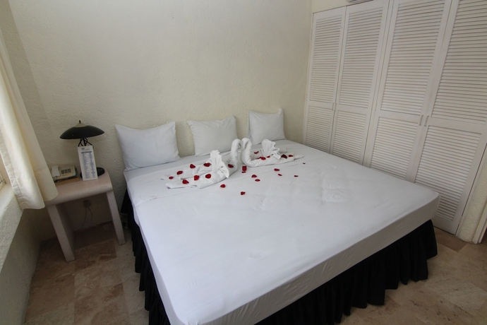 Imagen de la habitación del Hotel Villamar Princesa Suites. Foto 14