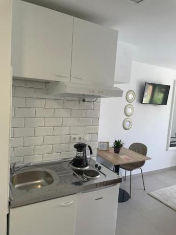 Imagen de la habitación del Hotel Villamartin GHB. Foto 16