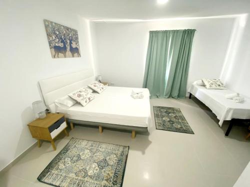 Imagen de la habitación del Hotel Villamartin GHB. Foto 20