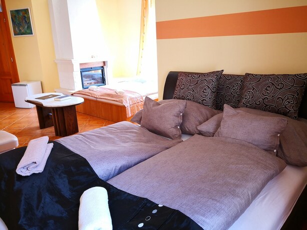Imagen de la habitación del Hotel Villamerica. Foto 20