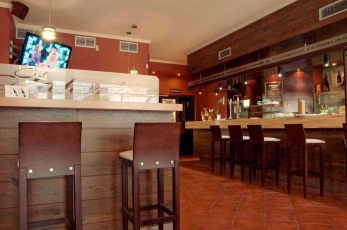 Imagen del bar/restaurante del Hotel Villanueva, Comarca del Deza - Lalín. Foto 6