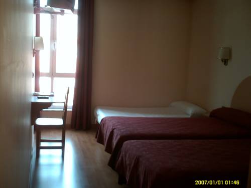 Imagen de la habitación del Hotel Villapaloma. Foto 14