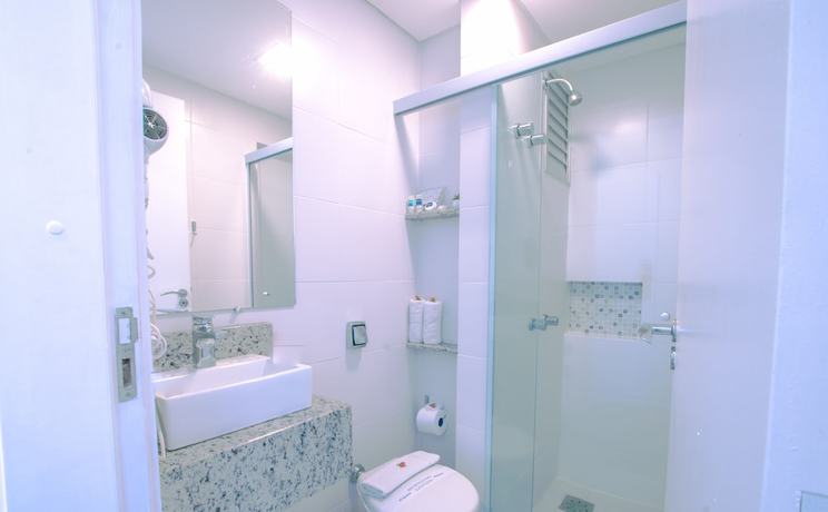 Imagen de la habitación del Hotel Villareal Praia Caieiras. Foto 7