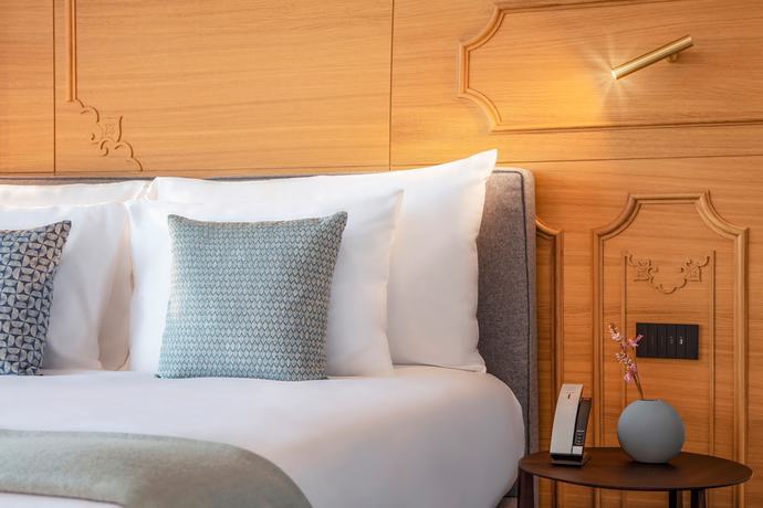 Imagen de la habitación del Hotel Villars Palace. Foto 16