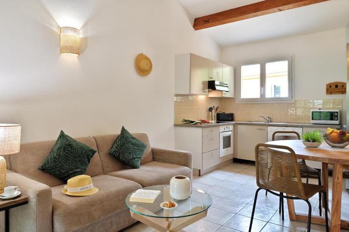 Imagen de la habitación del Hotel Villas Abbartello. Foto 5