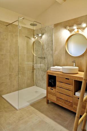Imagen de la habitación del Hotel Villas Abbartello. Foto 7