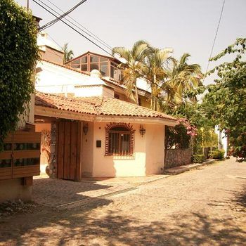 Imagen de los exteriores del Hotel Villas Ajijic. Foto 13