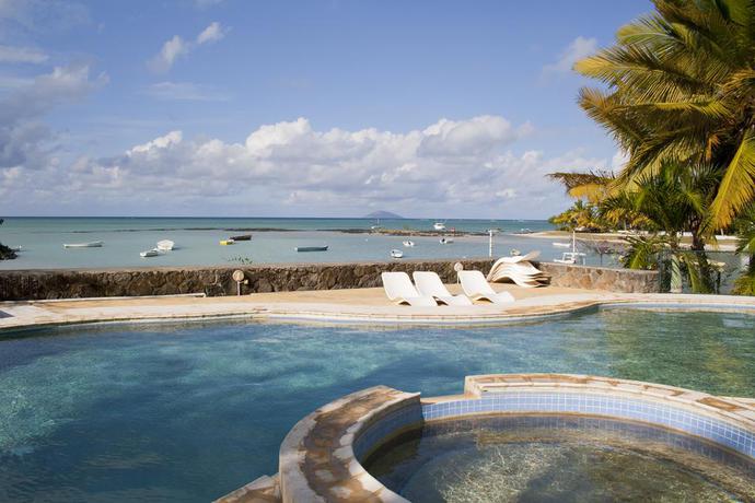 Imagen de la piscina del Hotel Villas Banyan. Foto 7