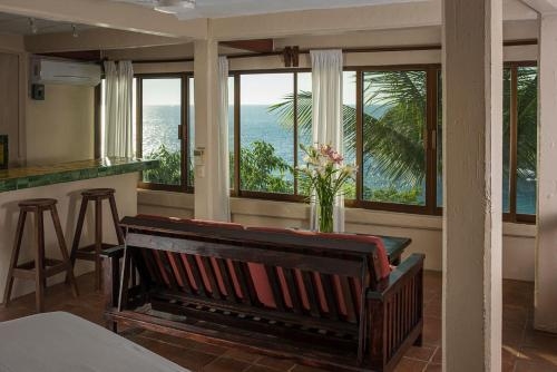 Imagen de la habitación del Hotel Villas Carrizalillo. Foto 6