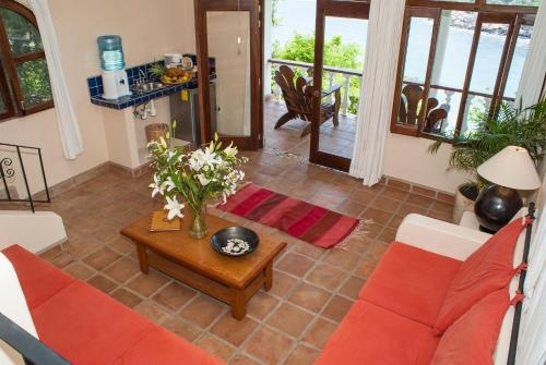 Imagen de la habitación del Hotel Villas Carrizalillo. Foto 9